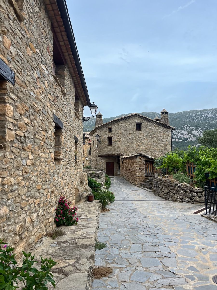 Accommodation in Rodellar — photo 7